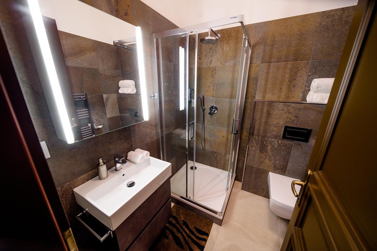 Fifty Shades Of Gray Studio, City Center Hradec Kralove Ngoại thất bức ảnh