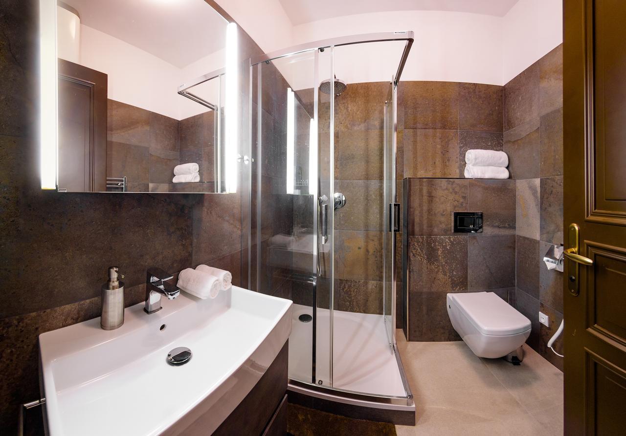 Fifty Shades Of Gray Studio, City Center Hradec Kralove Ngoại thất bức ảnh